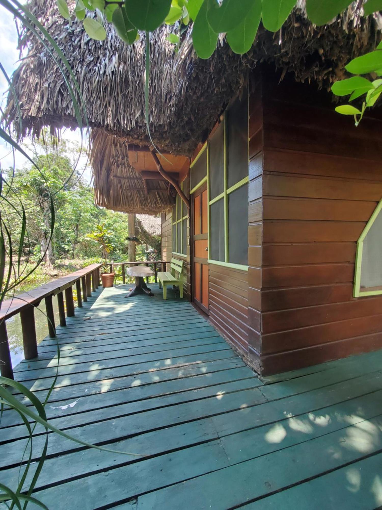 Hotel Casa Perico Rio Dulce Exterior photo